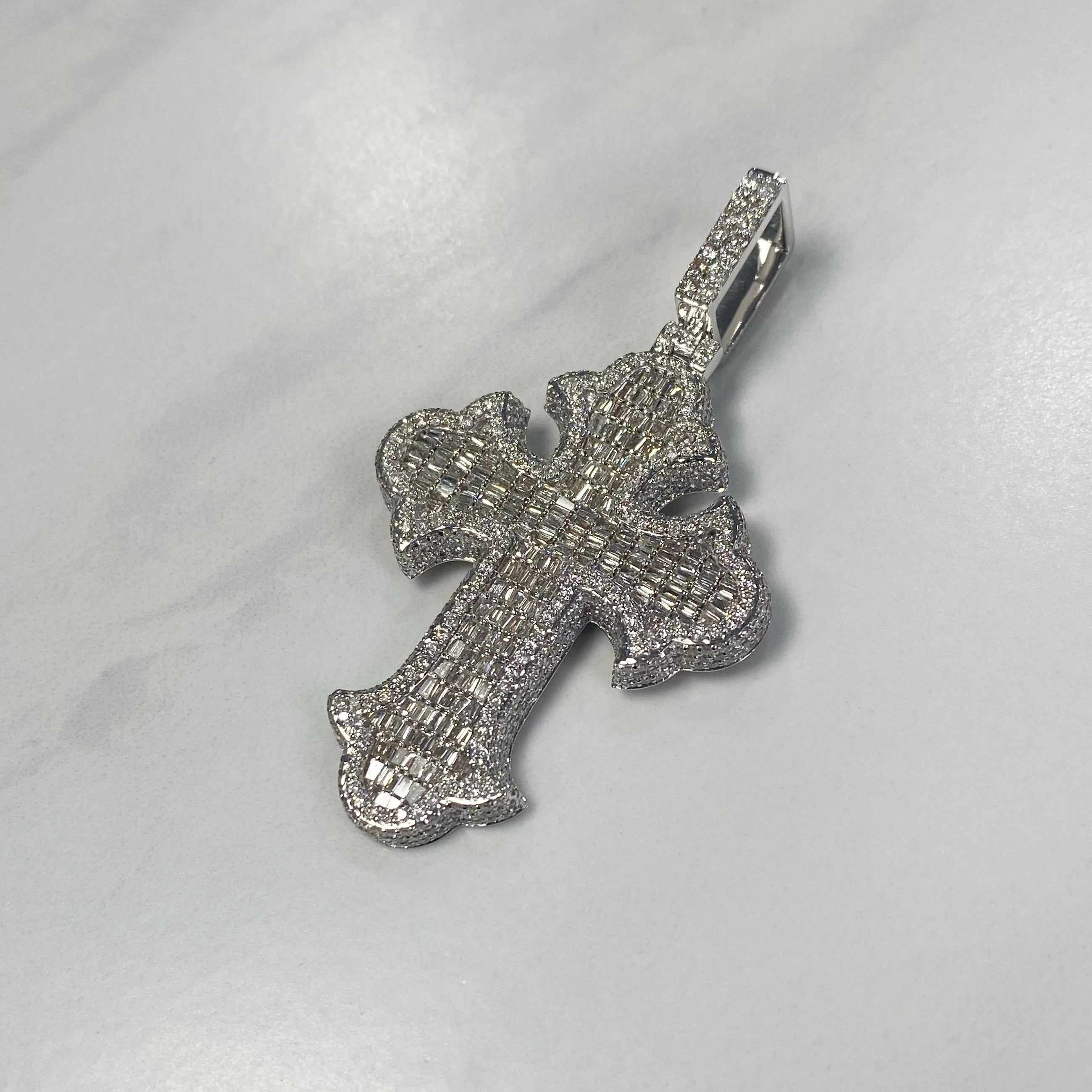 Baguette Diamond Cross Pendant - White Carat - USA & Canada