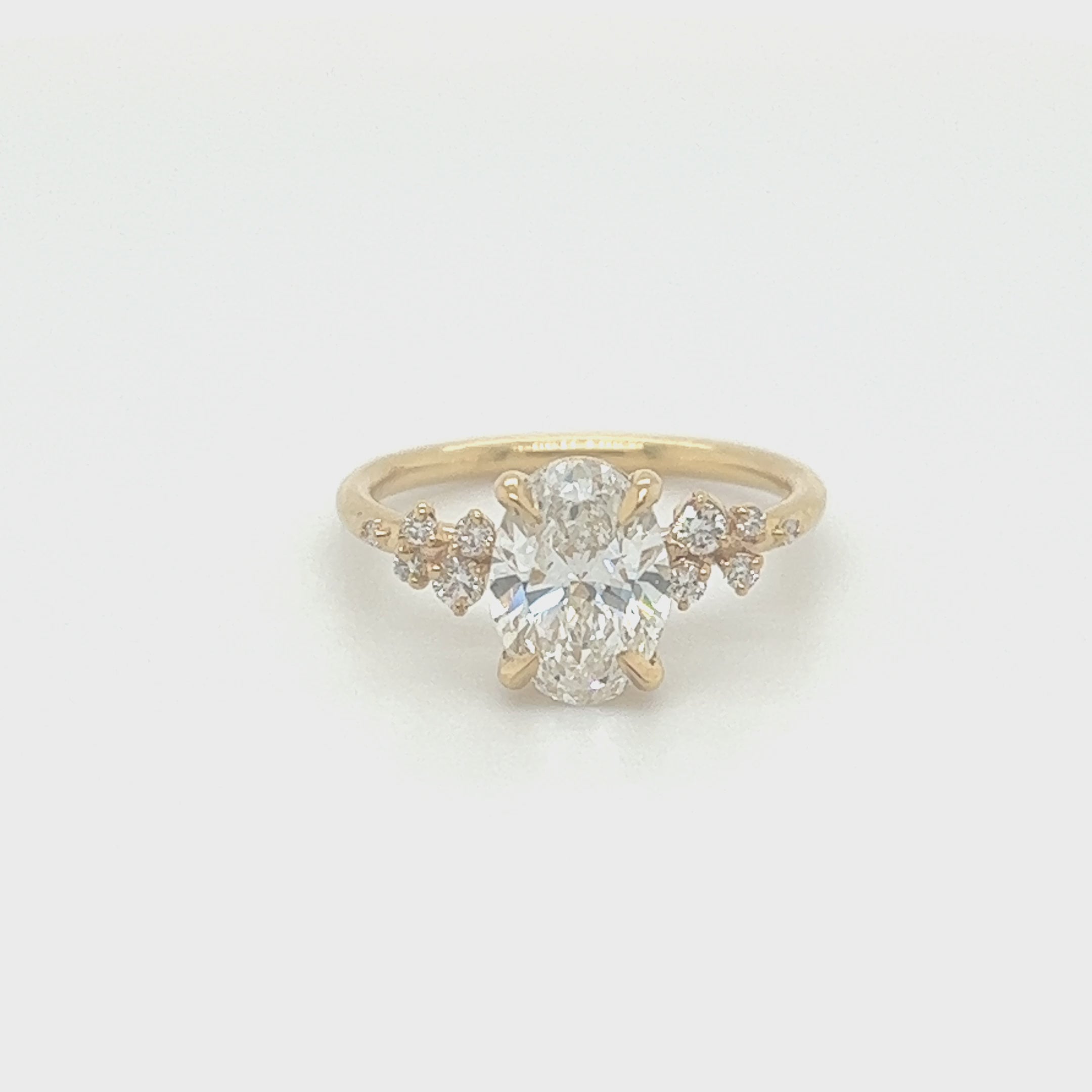 1.00 CT. - 3.00 CT Oval Preset Diamond Engagement Ring