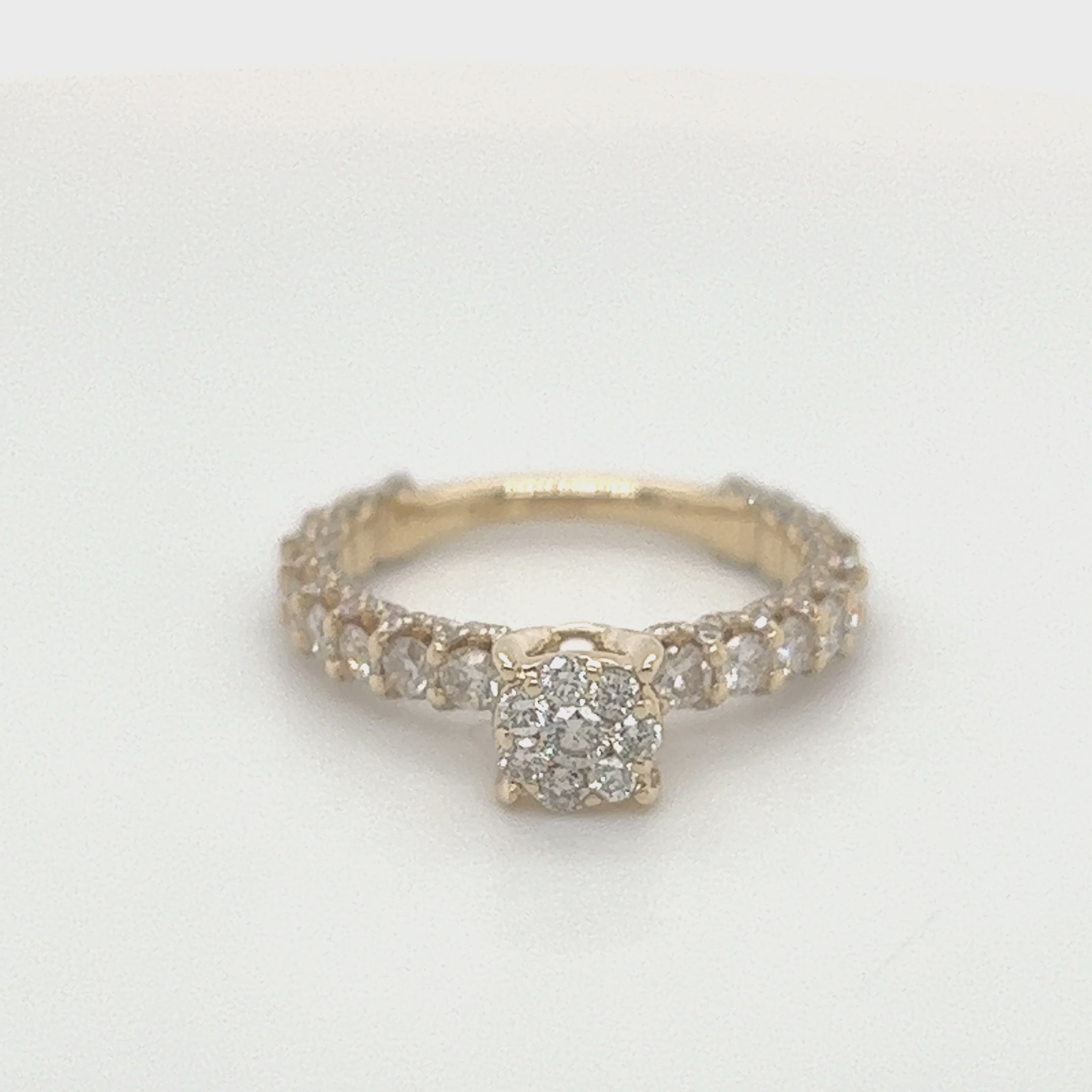 2.50 CT. Diamond Ring