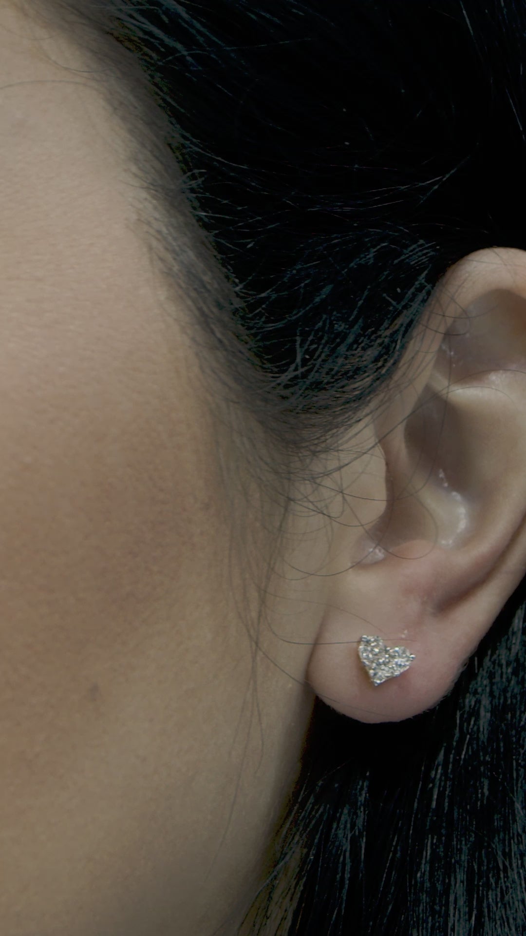 0.78 CT. Heart Earrings