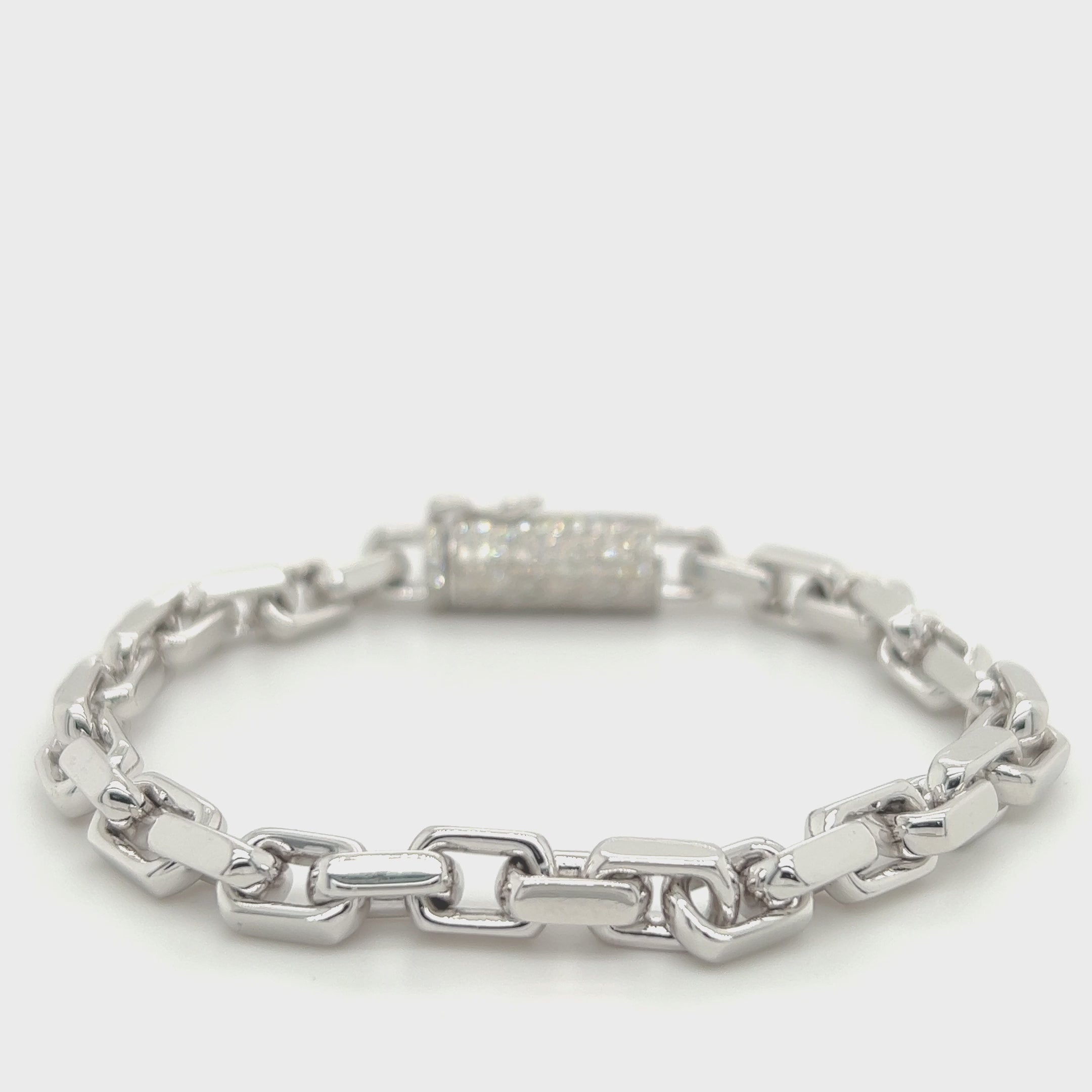 1.52 CT. Gold Link Bracelet w/ Diamond Lock