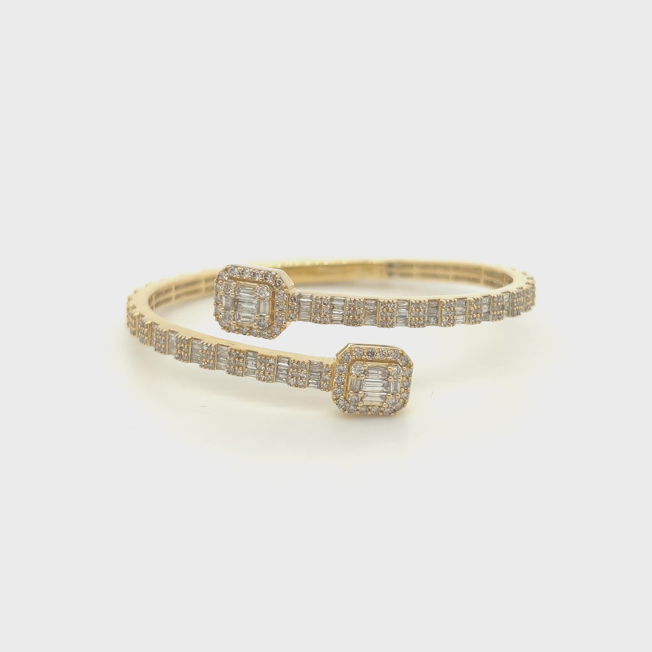 5.50 CT. Ladies Diamond Bangle Bracelet