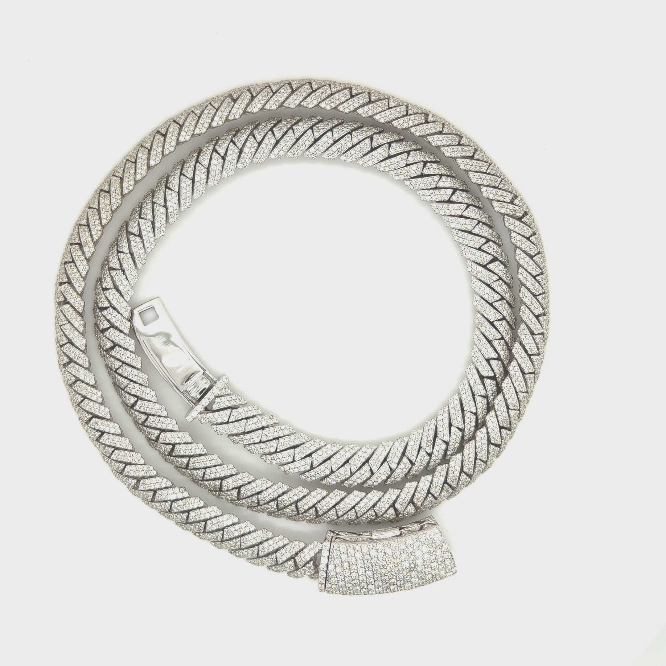 16.05 CT. Diamond Elite Raised Prong Chain