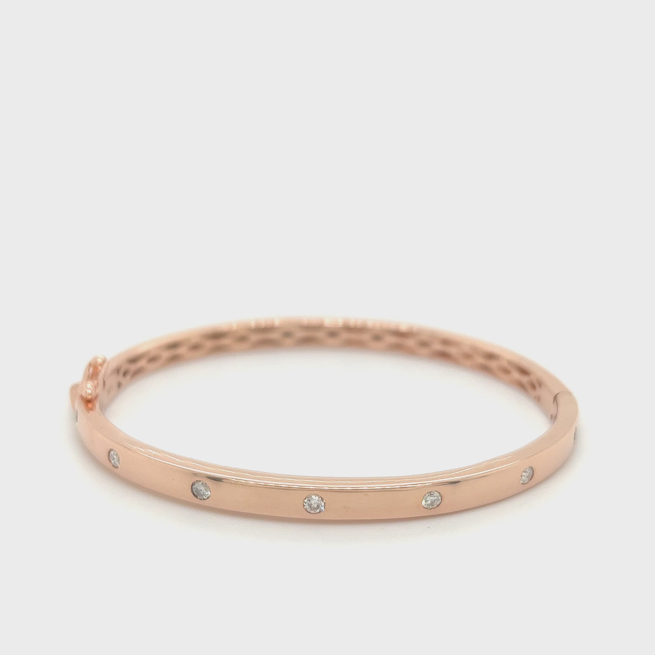 0.45 CT. Ladies Round Bracelet w/ Diamonds