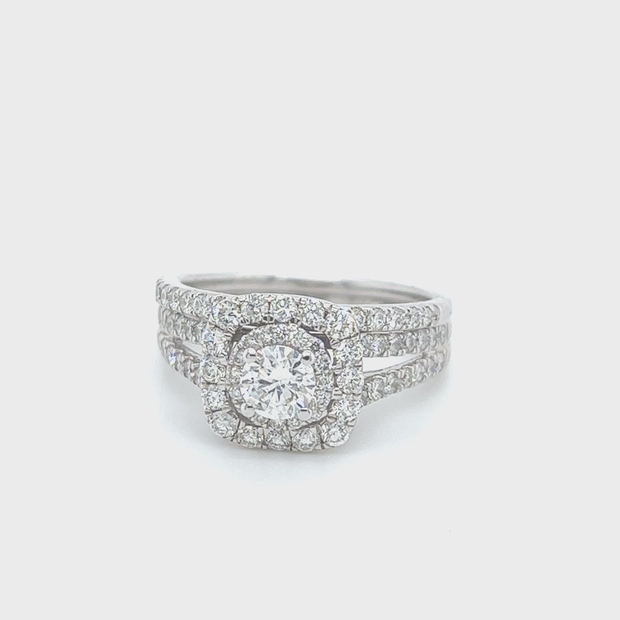 1.00 CT. Diamond Ring Set