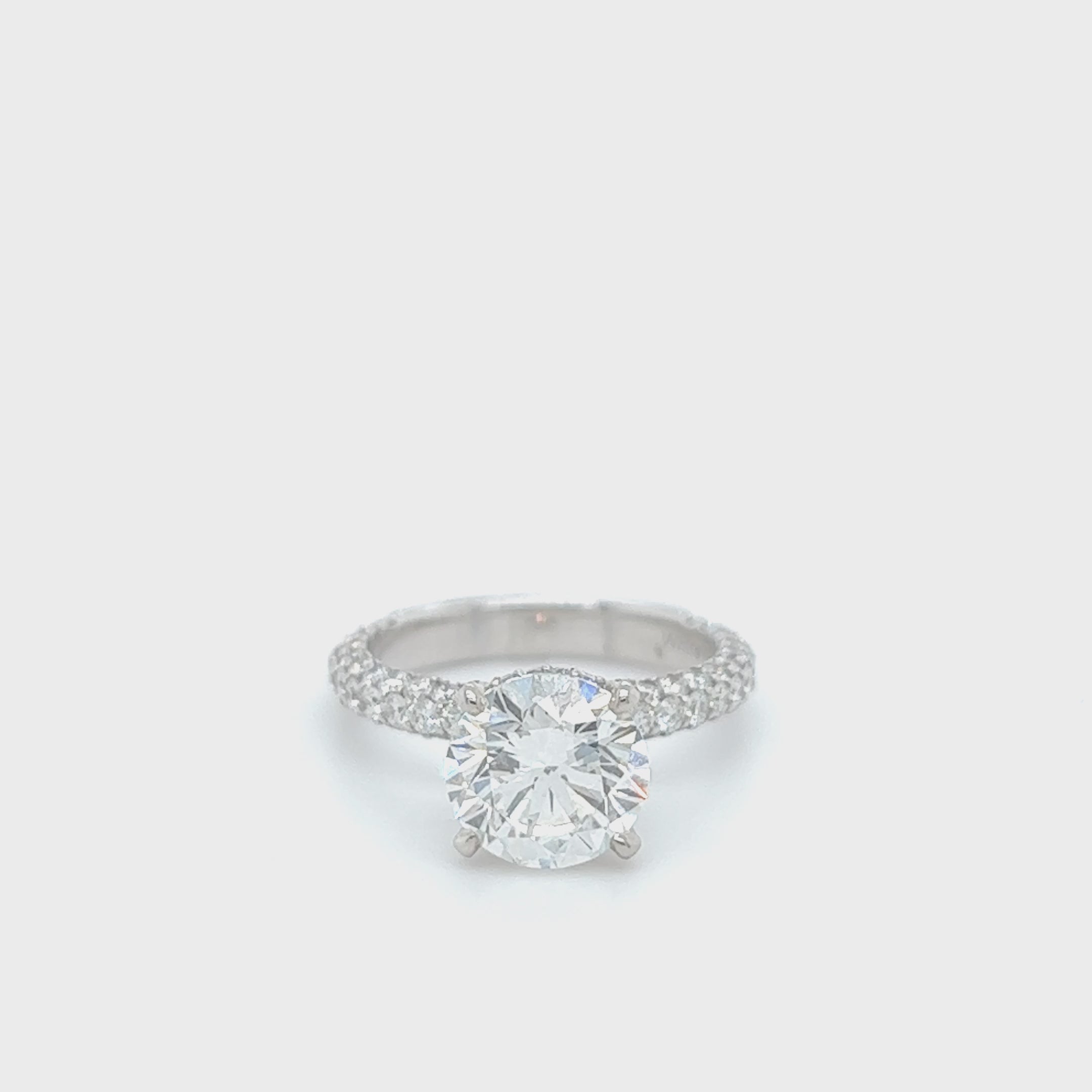 2.75 CT. Engagement Diamond Ring