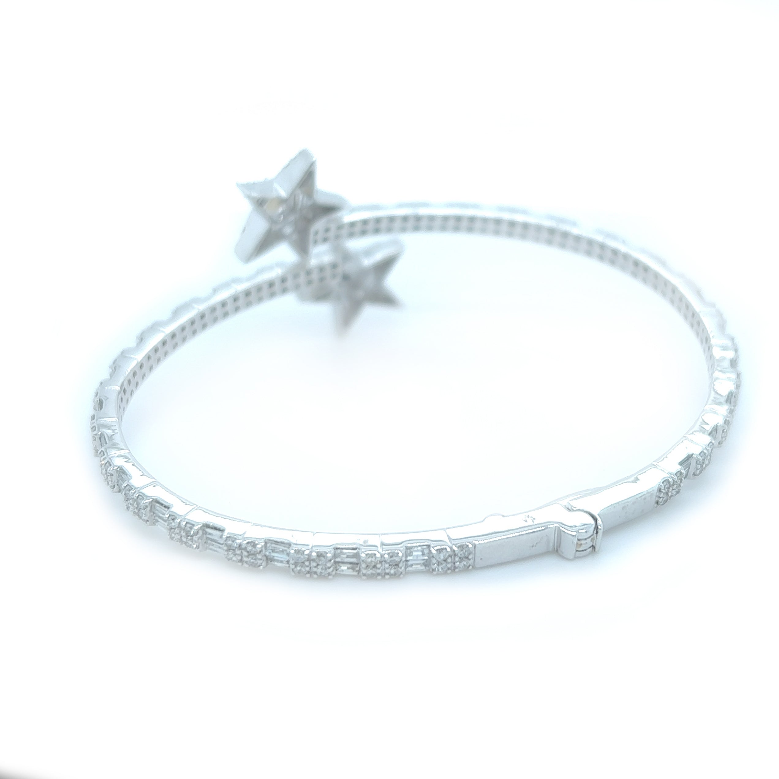 2.5 CT. Star Bangle Diamond Bracelet 14K - White Carat - USA & Canada