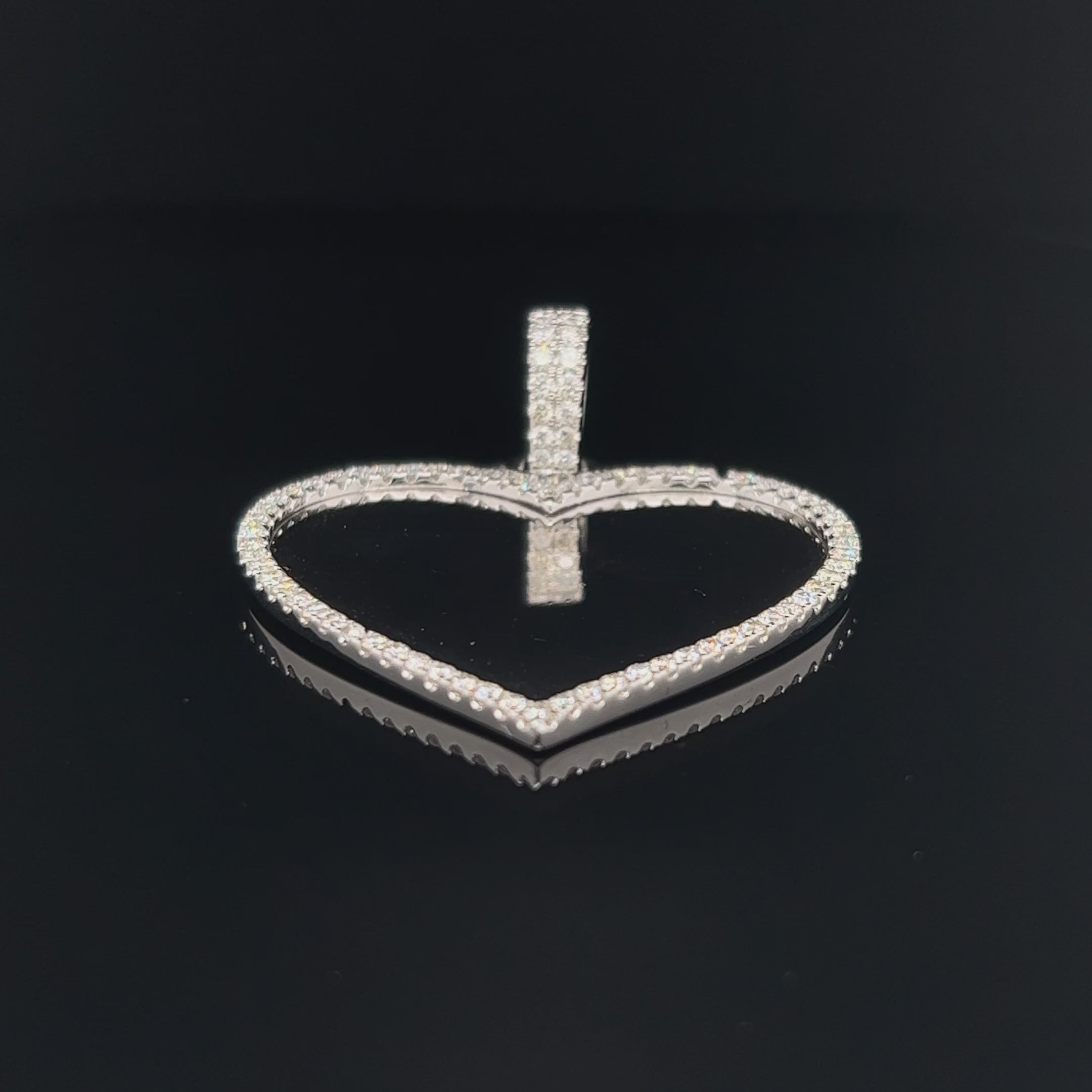 0.92 CT. Diamond Photo Heart Pendant