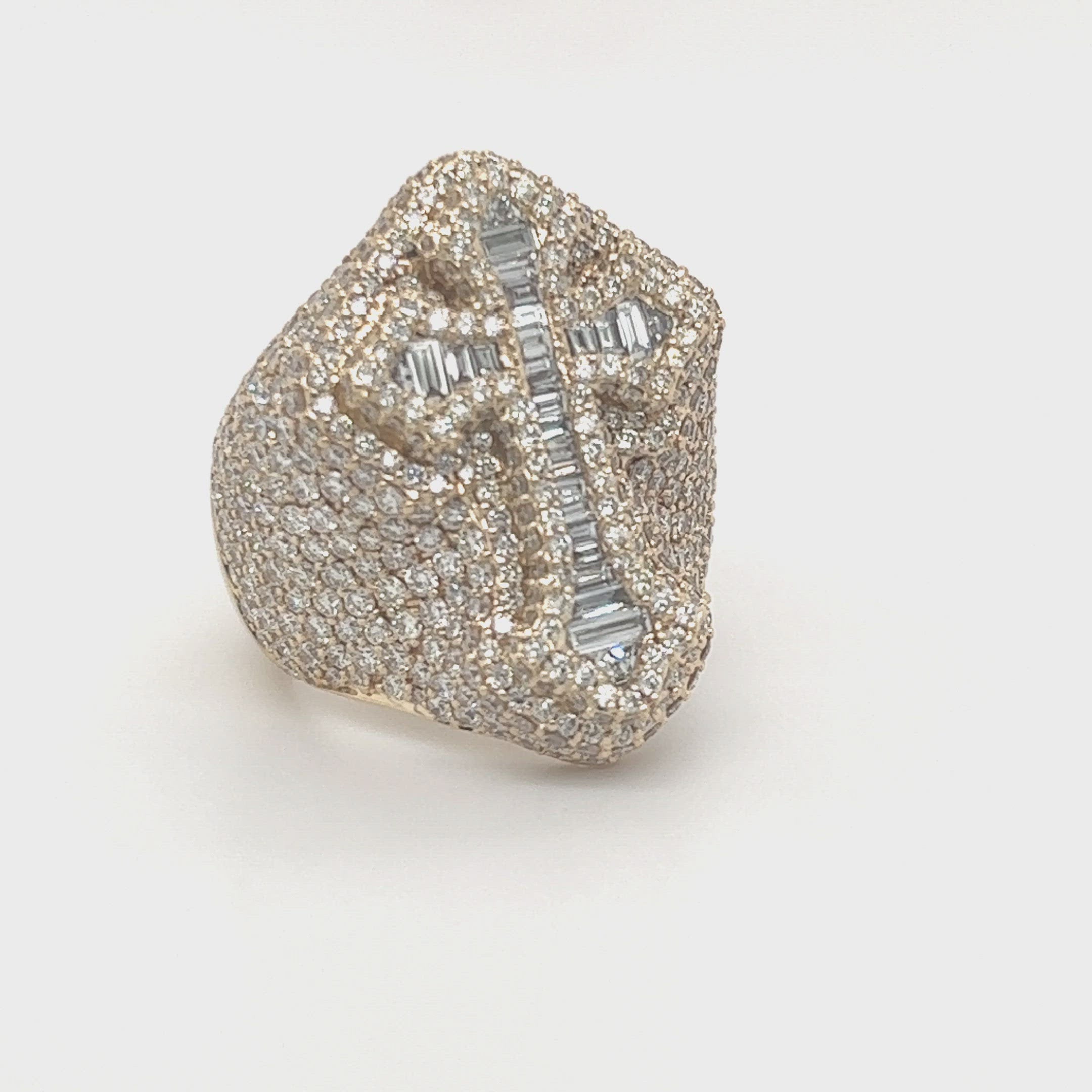 8.00 CT. Diamond Ring Cross in Gold