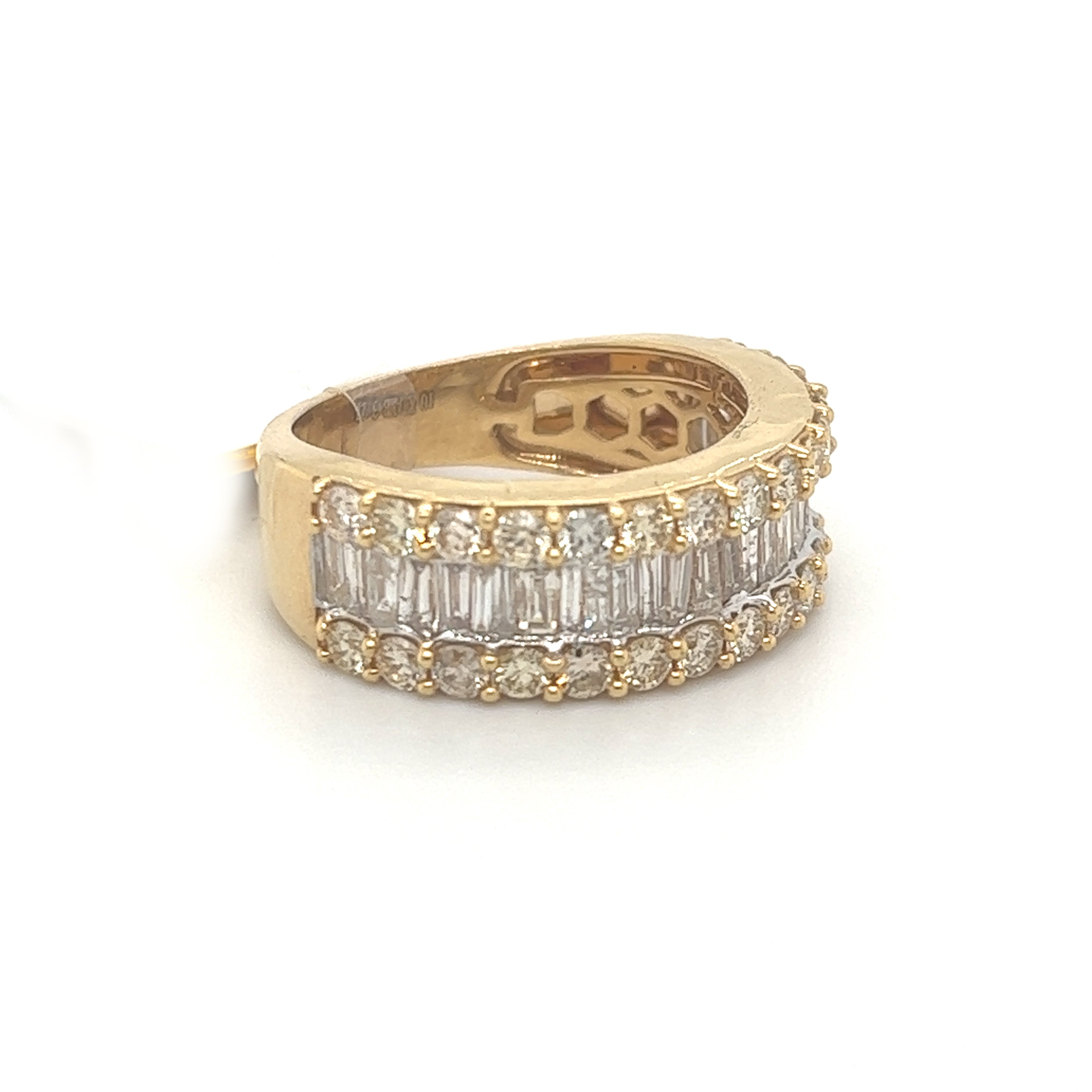 3.27CT. Diamond Ring in 10k Gold - White Carat - USA & Canada