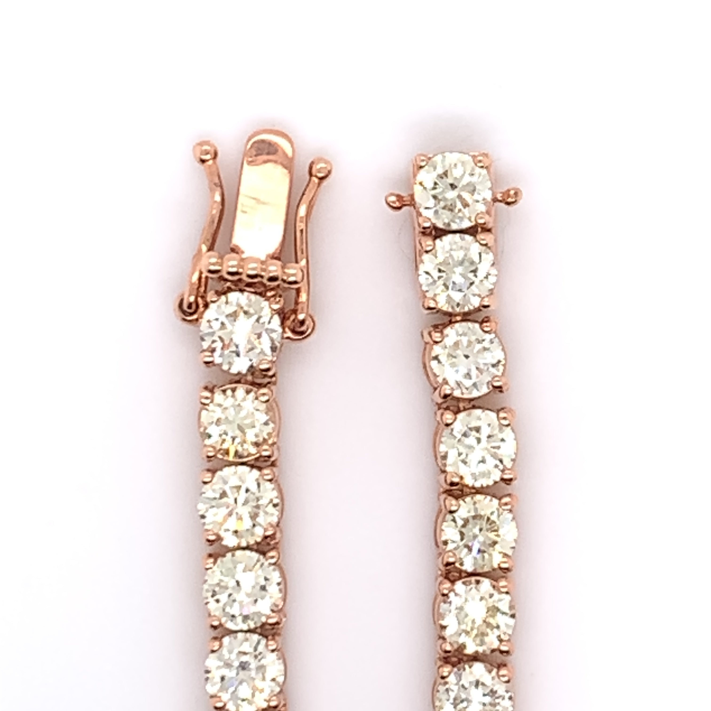 18.00 CT. - 35.00 CT. 21 Pointer Diamond Four Prong Tennis Chain in Gold - White Carat - USA & Canada