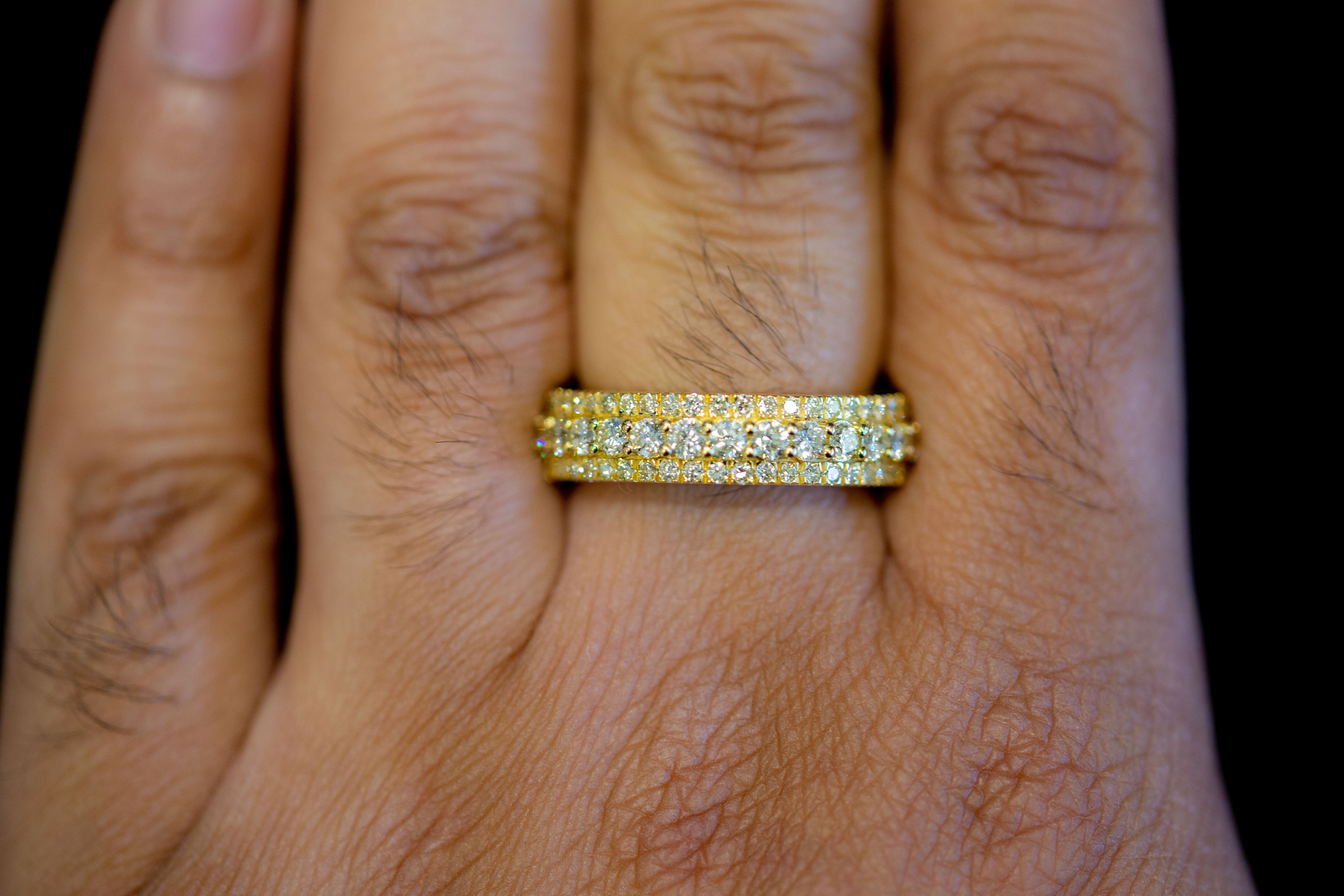 2.21 CT. Diamond Ring in 10K Gold - White Carat - USA & Canada