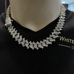 25.00 CT. VVS Diamond Spike Baguette Chain in 10KT Gold (16.5mm) - White Carat - USA & Canada
