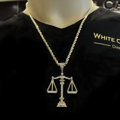 Diamond Scale Pendant 10K - White Carat - USA & Canada