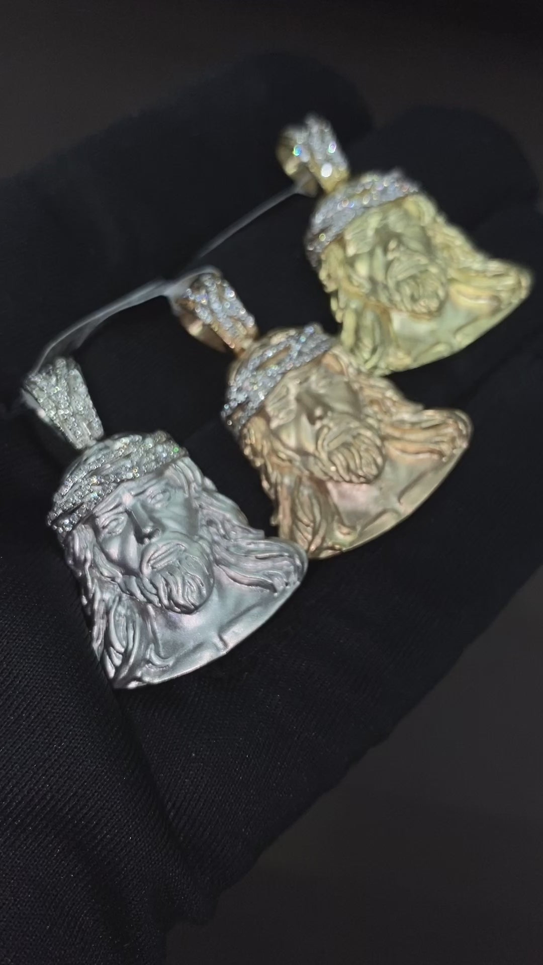 0.50 CT. Diamond Jesus Pendant Gold 14K